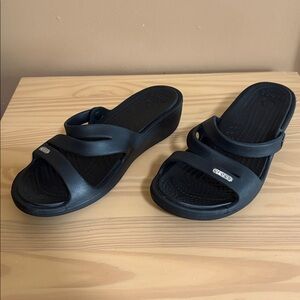 Like New CROCS Women's Black Slide Sandals
